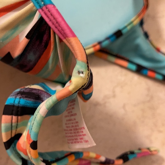 Bikini Top - Picture 2 of 3